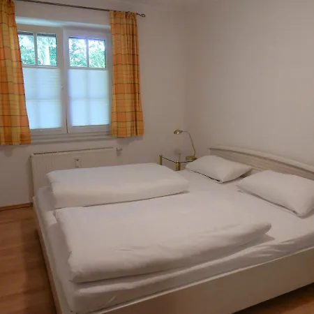 Wohnen Am See Apartamento *